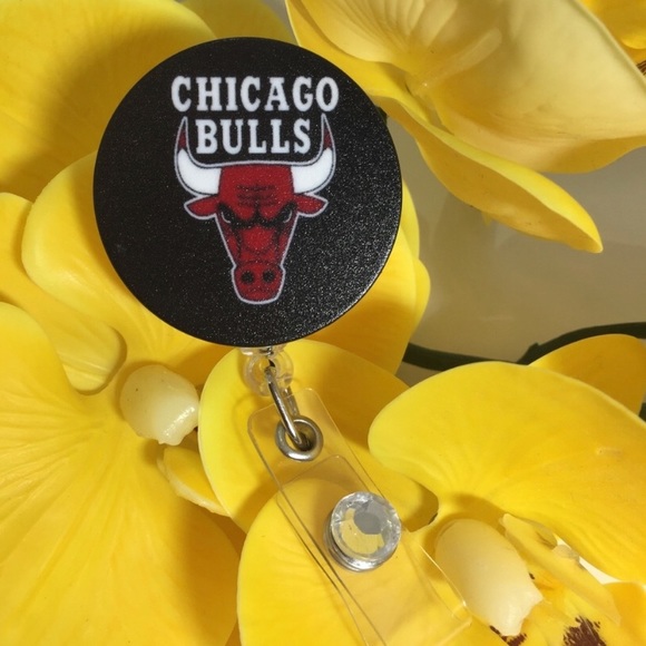 Chicago Bulls Badge Holder - Picture 1 of 4